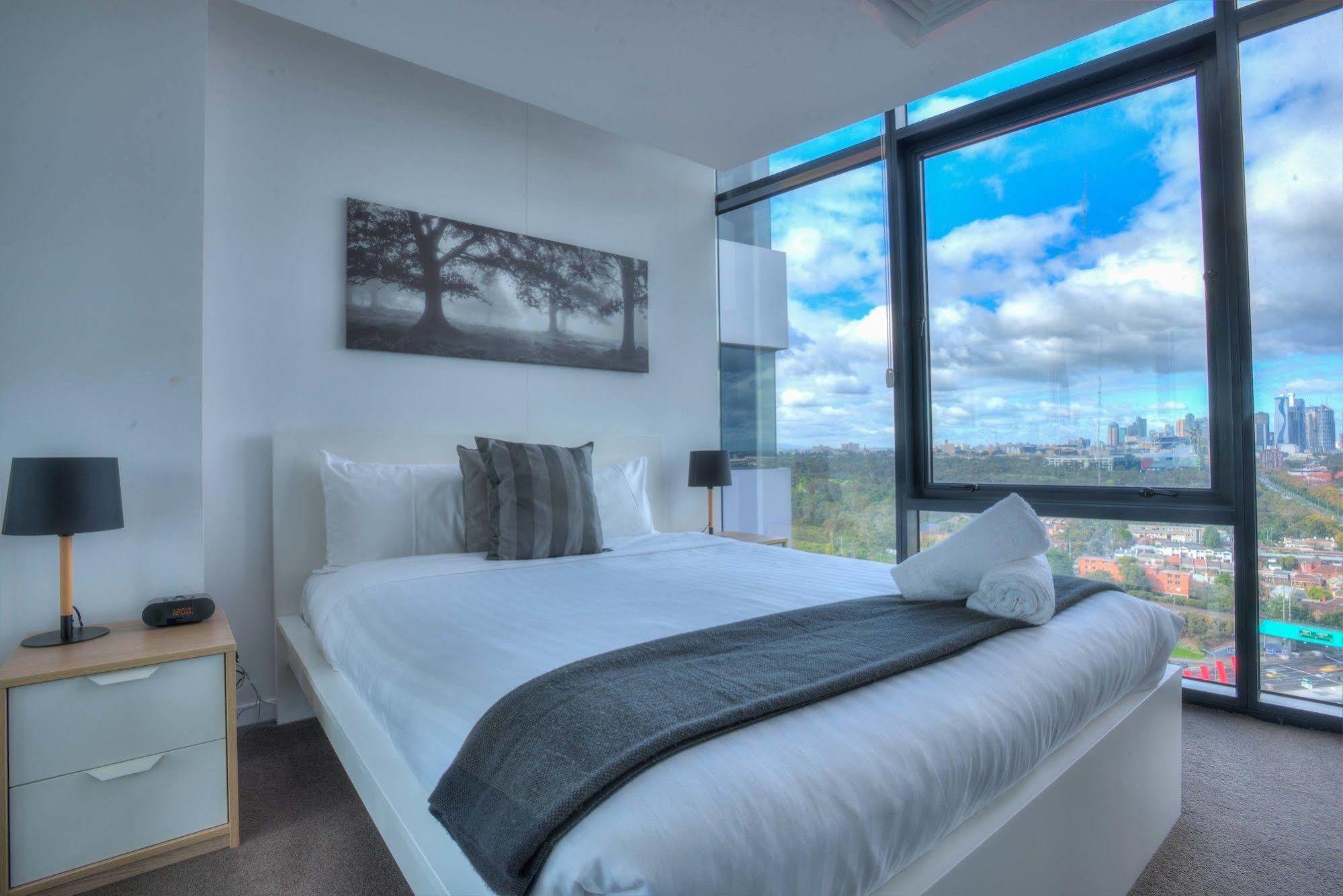 Aparthotel Alt Tower Melburne Exterior foto